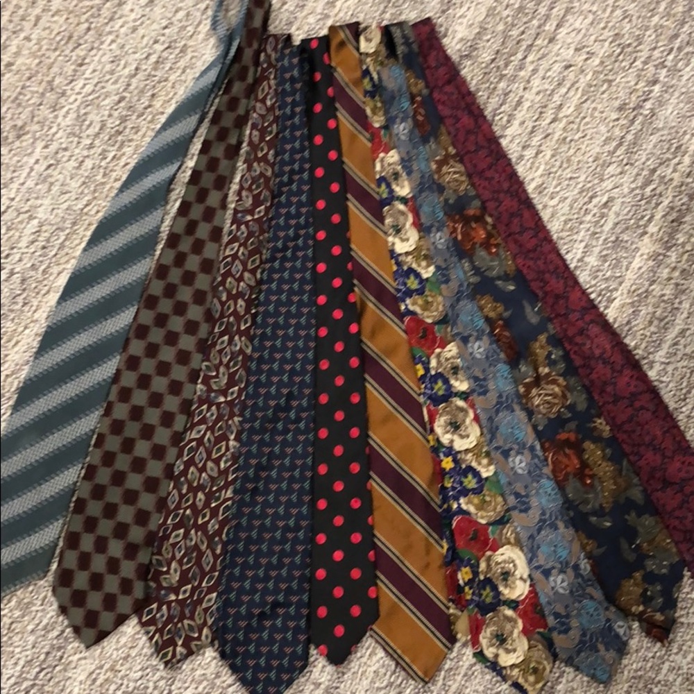 Ten Ties